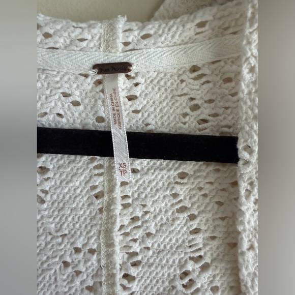 Free People Doiley Crochet Full Zip Cardigan Tunic Sweater Boho Cream XS Hooded - Picture 6 of 8